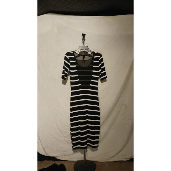 Forever 21 dress Black And White Striped - Picture 4 of 9